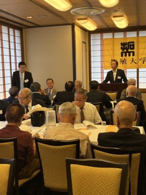 総会の様子