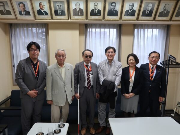 学友会での情報交換